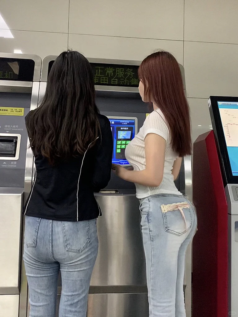第一次感受到美女和普女…