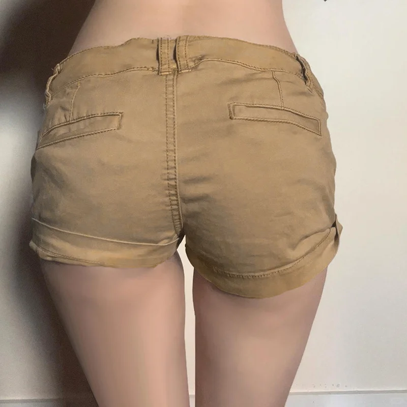 美式复古辣妹｜卡其色低腰紧身工装牛仔短裤