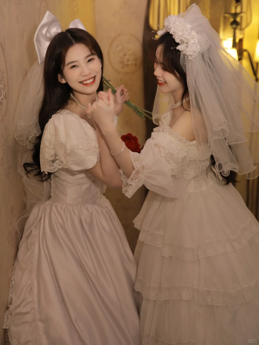 一定要和闺蜜拍一组婚纱写真！！