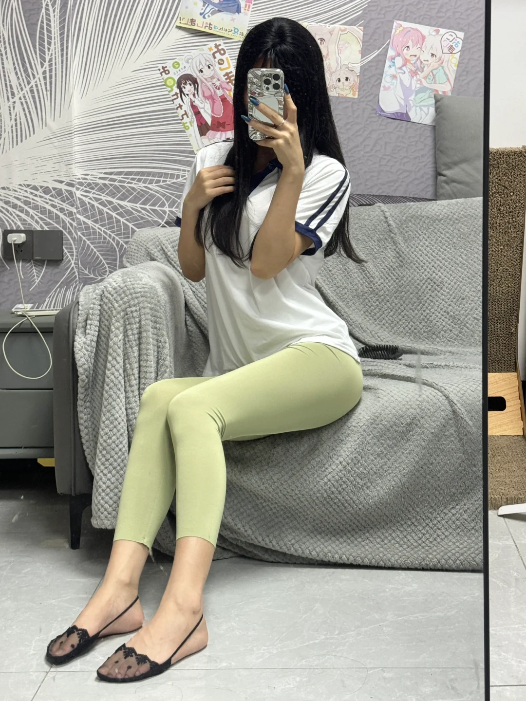 瑜伽裤配船袜