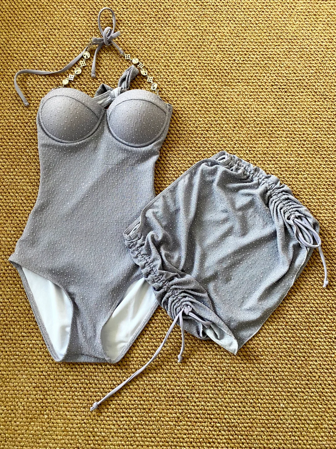 泳衣分享、泳衣套装👙、高级灰、好显白！