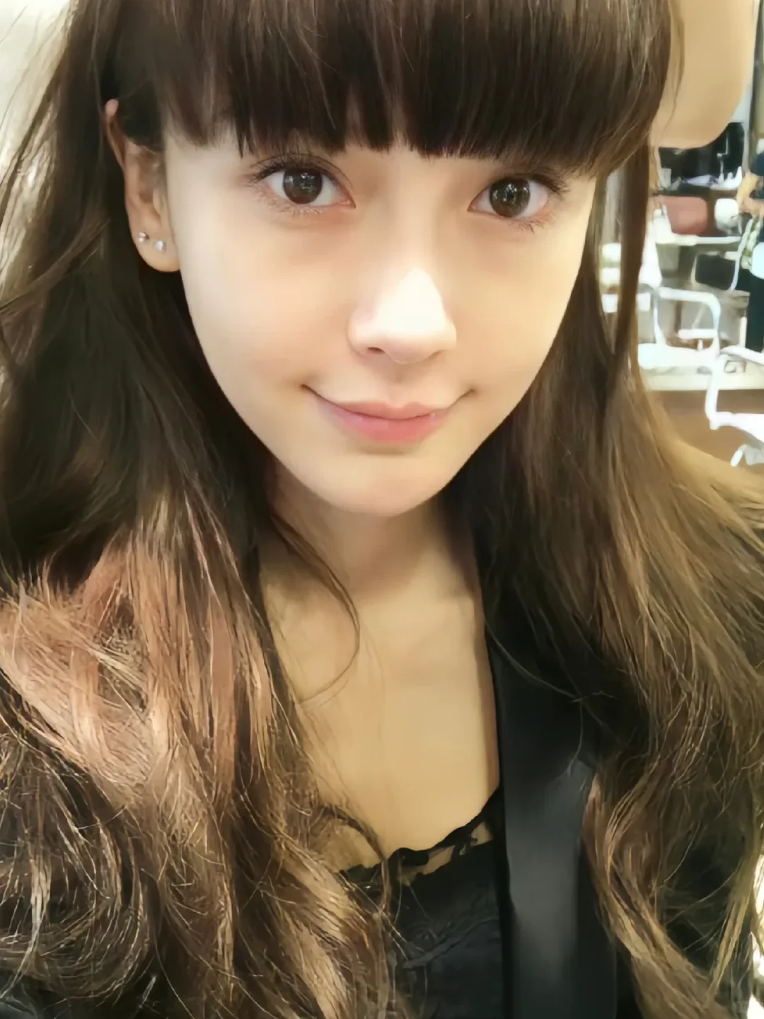 这是真人芭比吧？！