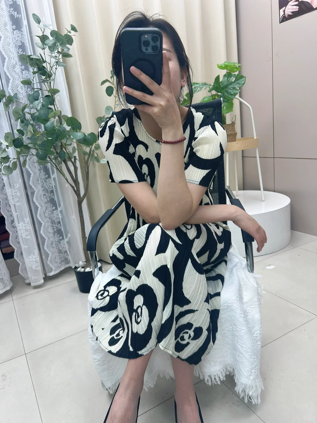 30+优雅女人，这条裙子yyds~👗