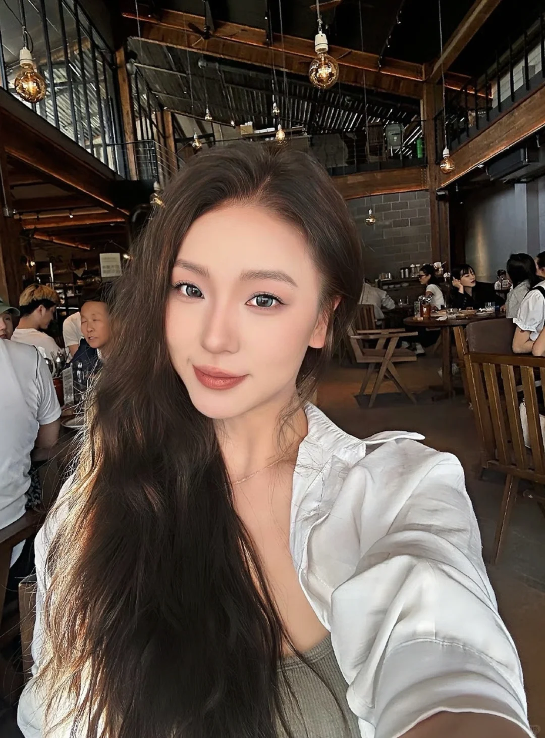 成熟风御姐模特蹲摄影师📷可手机拍摄🎬