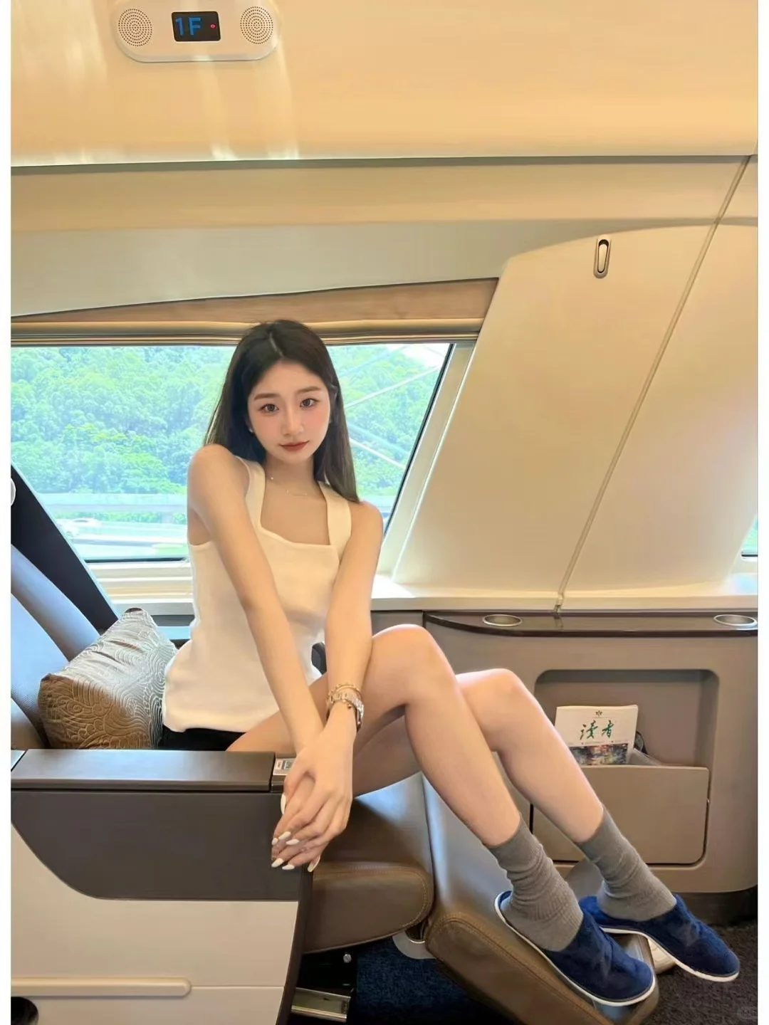 清纯性感四🏠模特04 在校大学生 寻摄影📷