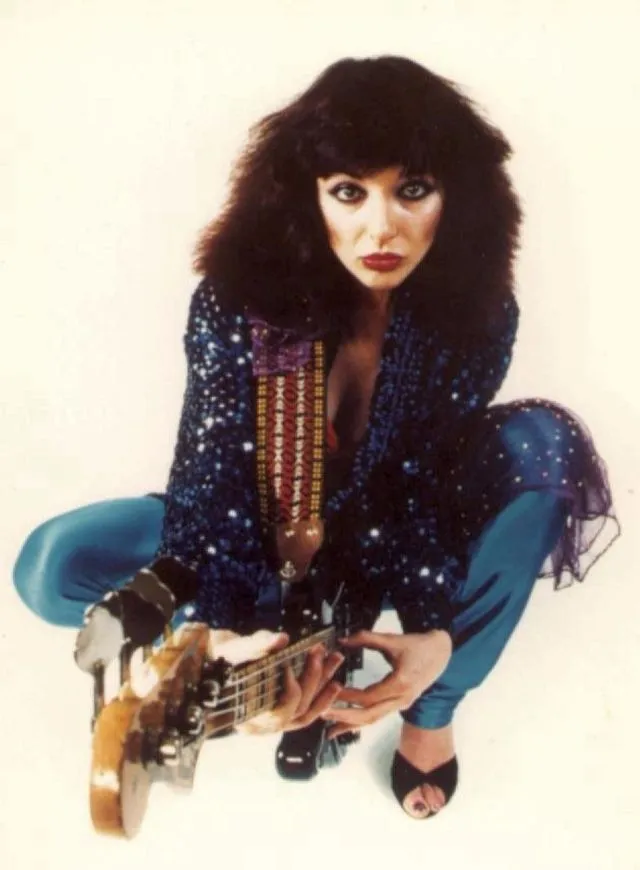 Kate Bush｜像猫 像精灵 又像巫女
