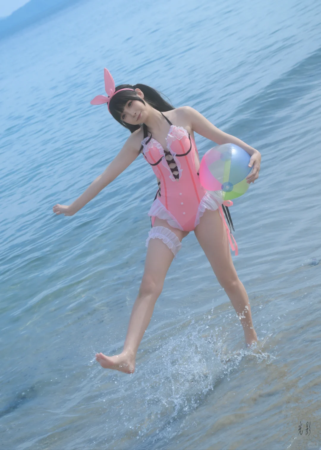 🌊海边辣妹暴击！直接美到失语！