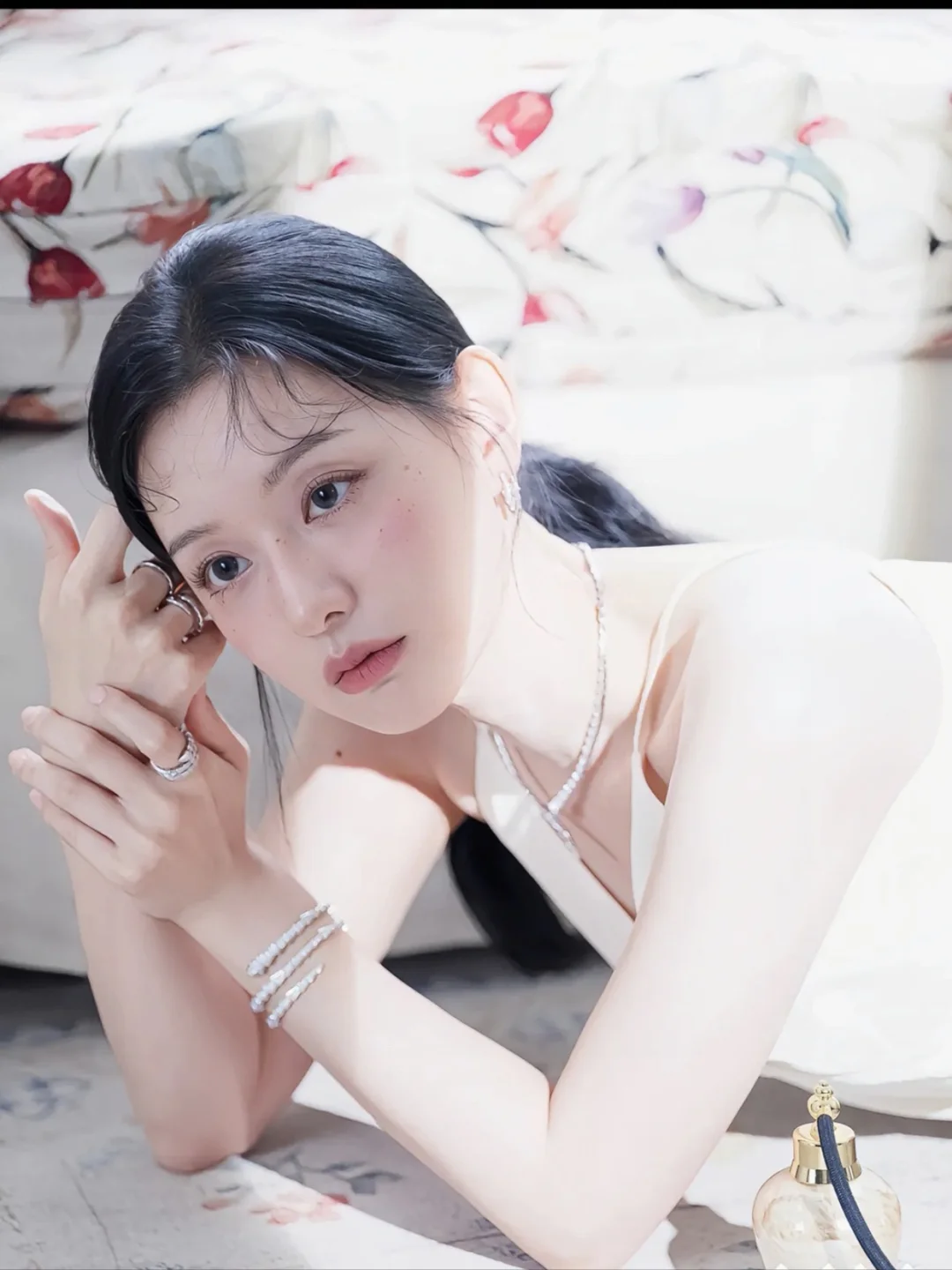 续全智贤后韩国最大气自然的女人出现了