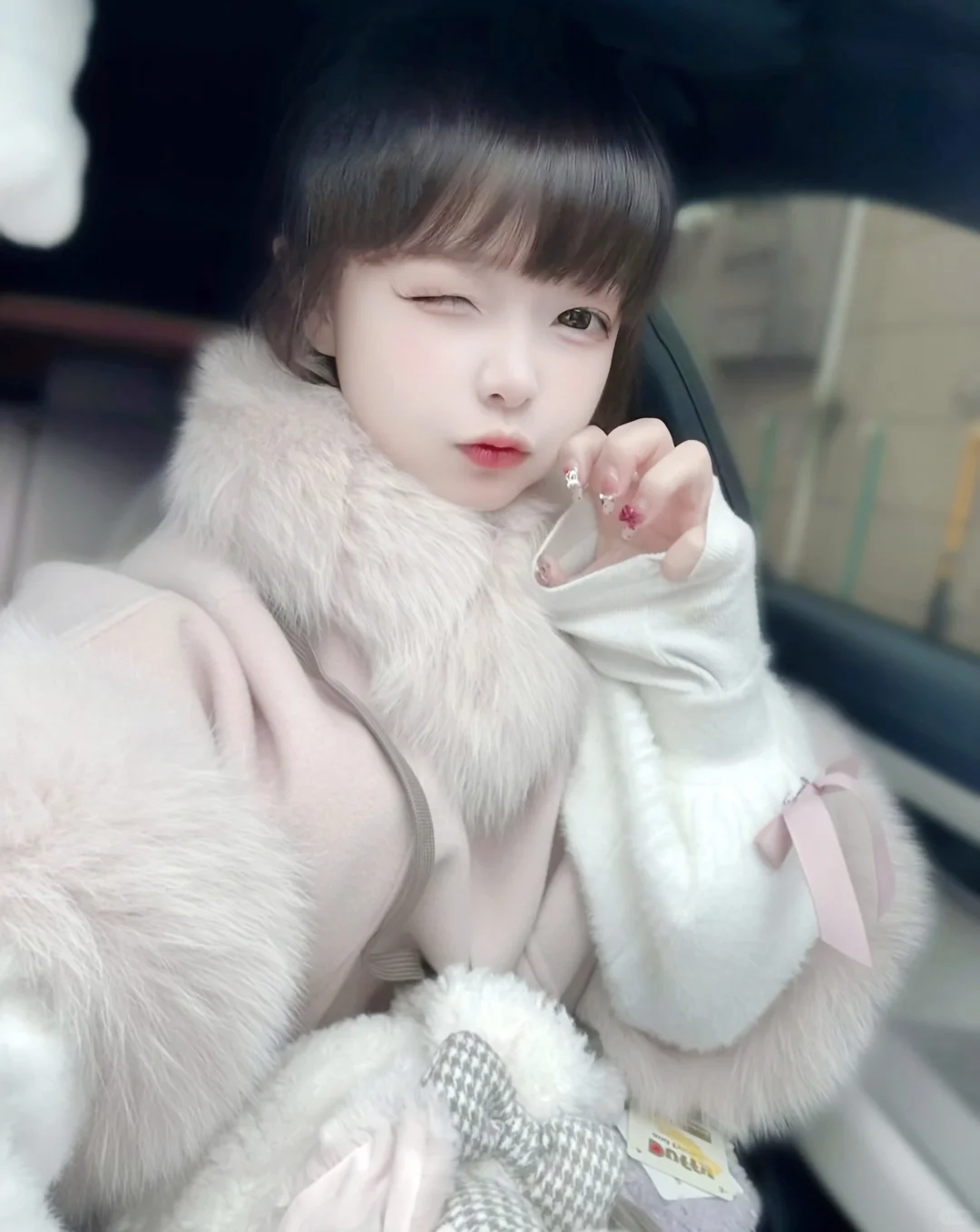 萝萝的