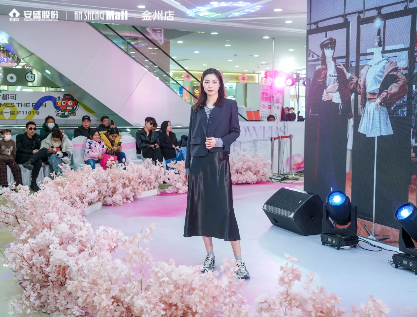 大连180cm女模 节日限定皮肤🎀