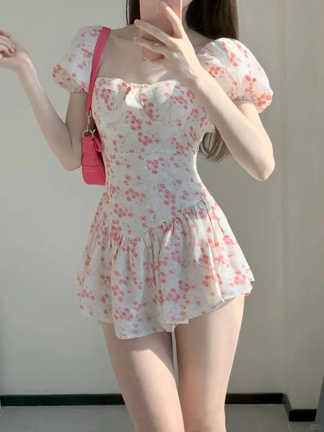 清纯可爱白嫩小姐姐