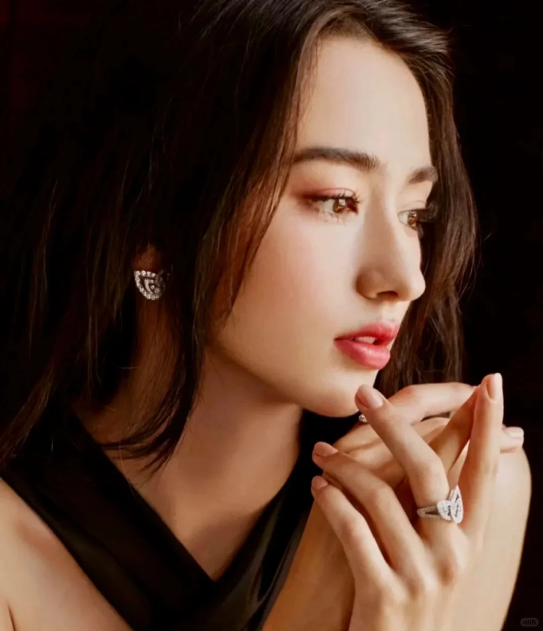 李婉妲——混血美女，优雅知性❤️❤️