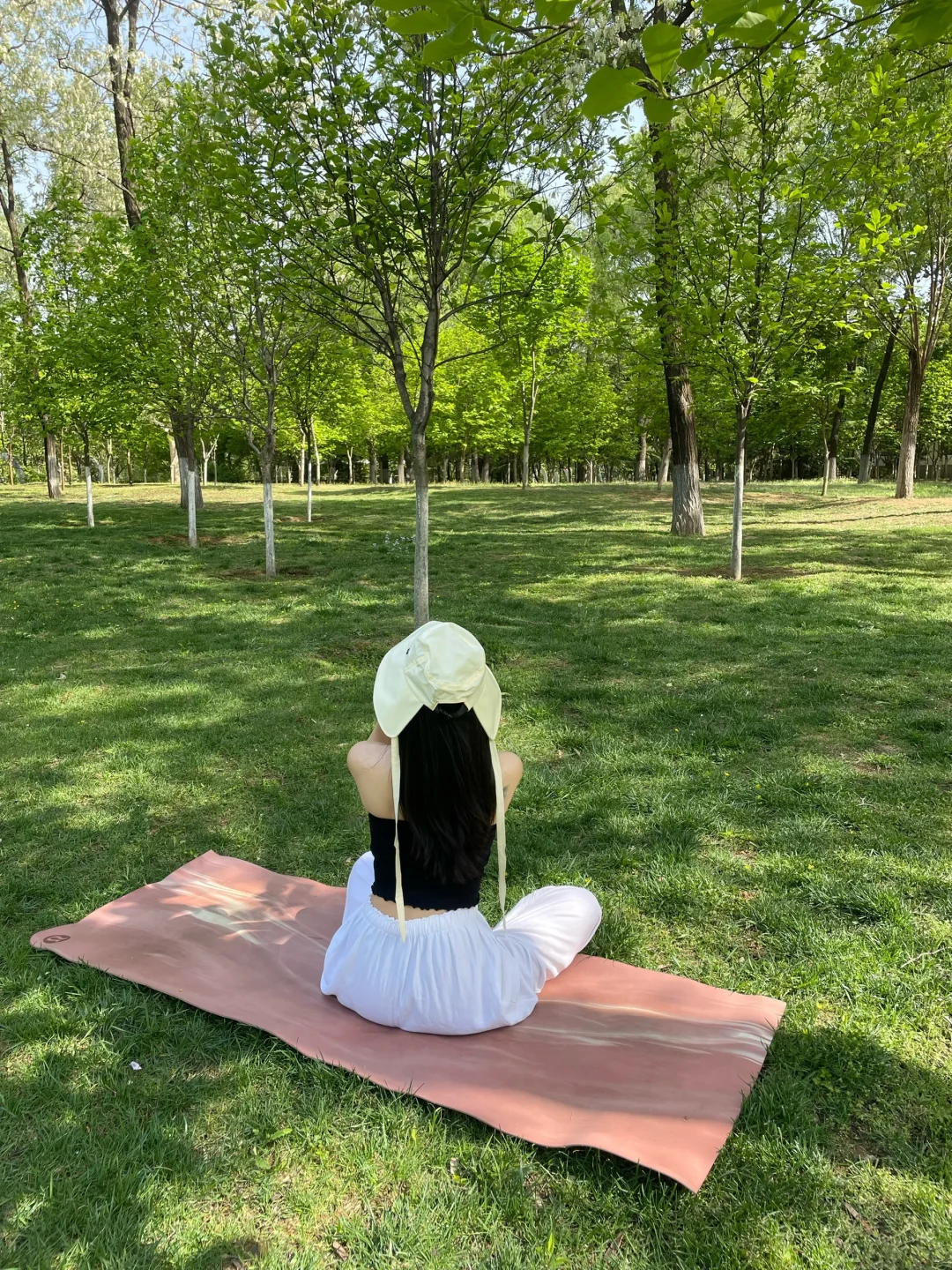 爱大树 爱草地 爱阳光｜瑜伽🧘🏾‍♀️