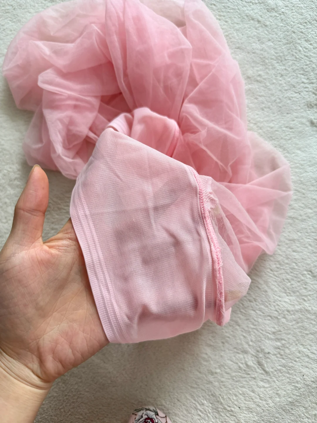 色修腮红粉…上腿真白嫩☺️