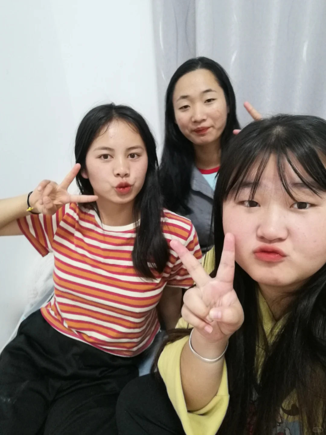 丑女身边总有美女