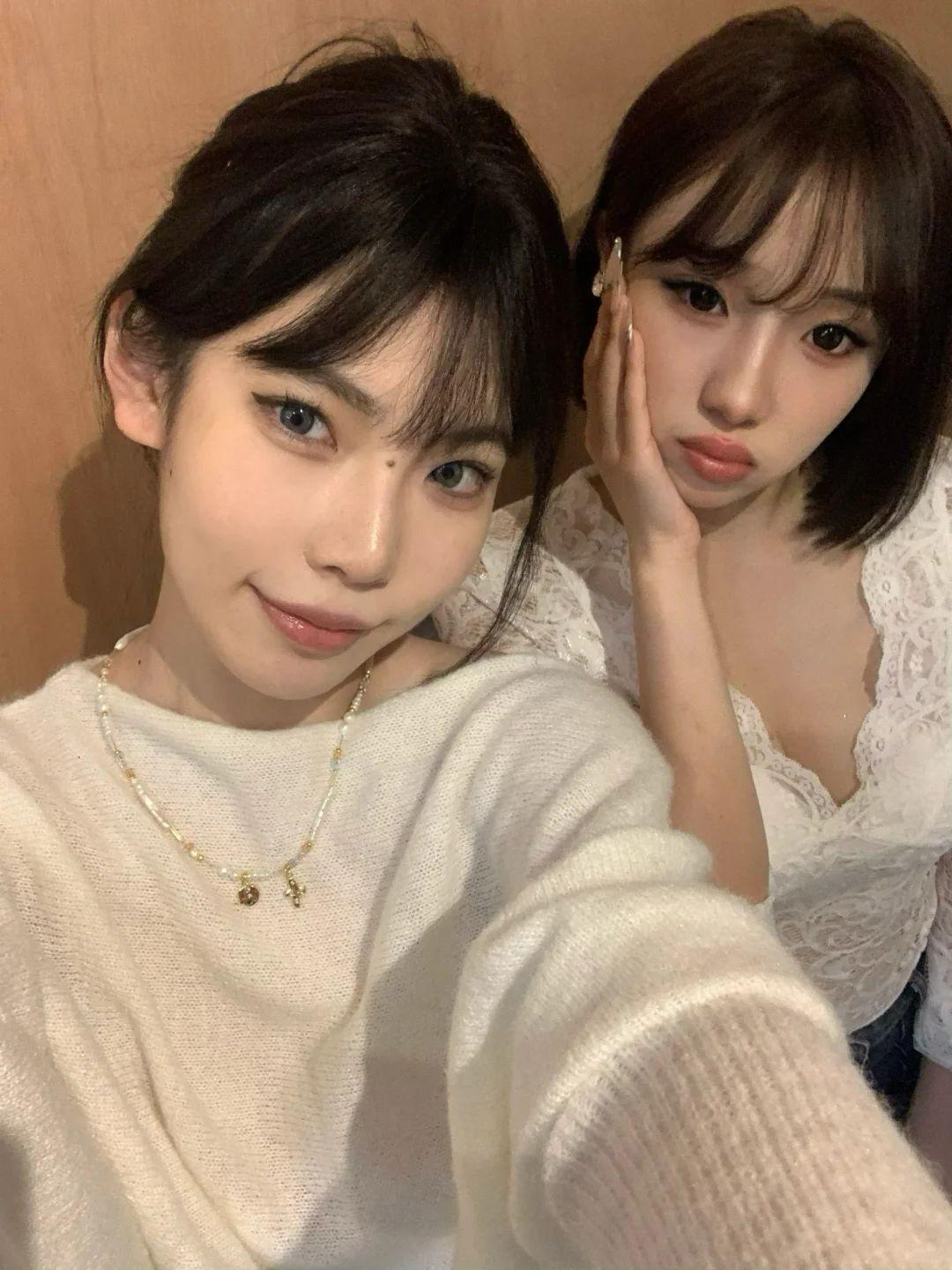白色蕾丝🦋