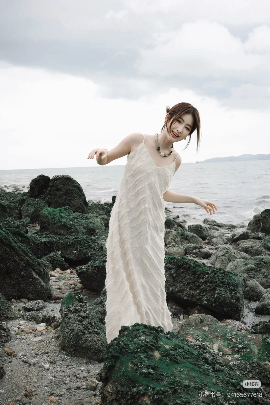 这是青春活力阳光明媚的女大学生啊