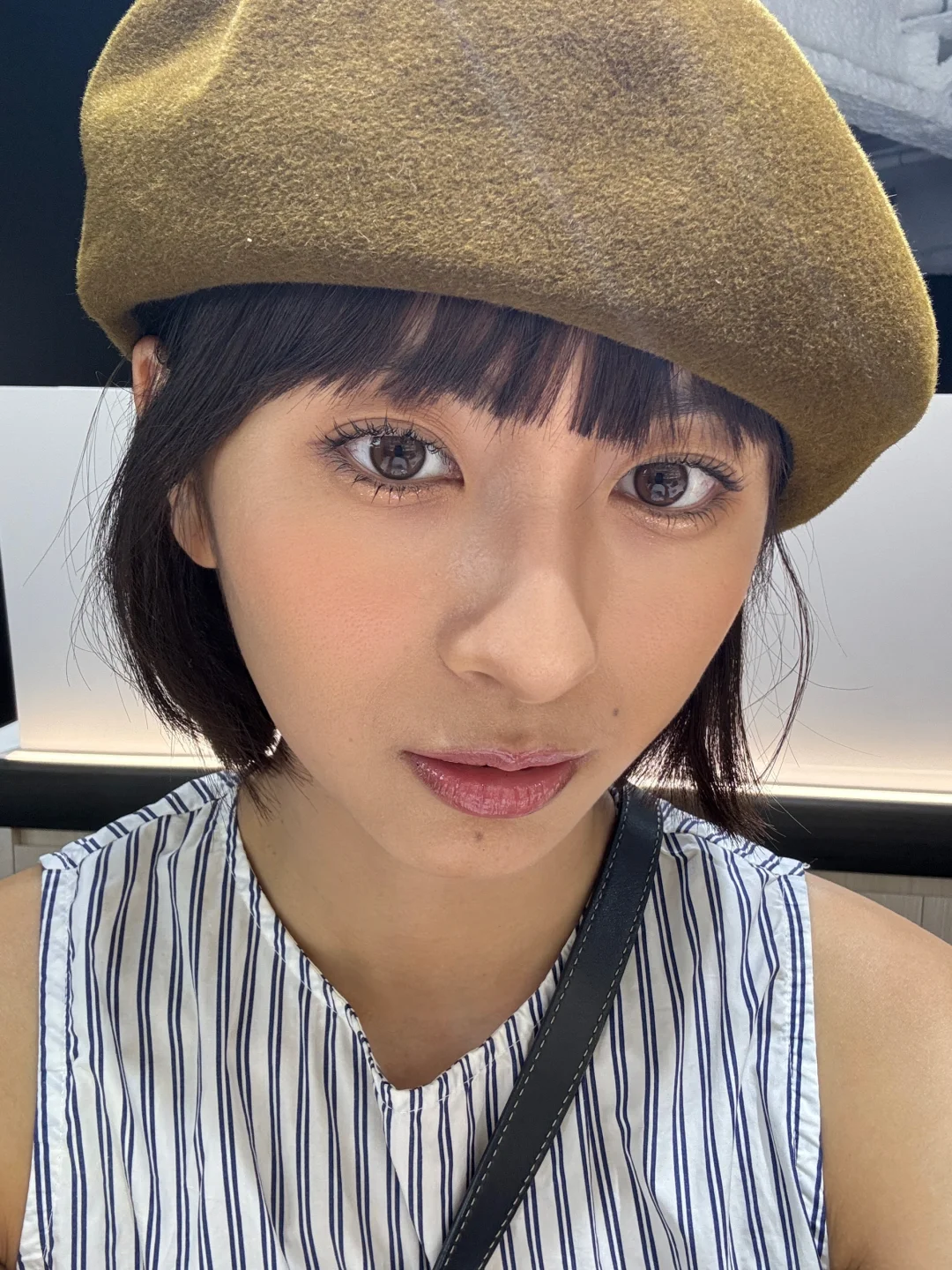 和日本模特朋友的合照，我真的太黑（绿）了