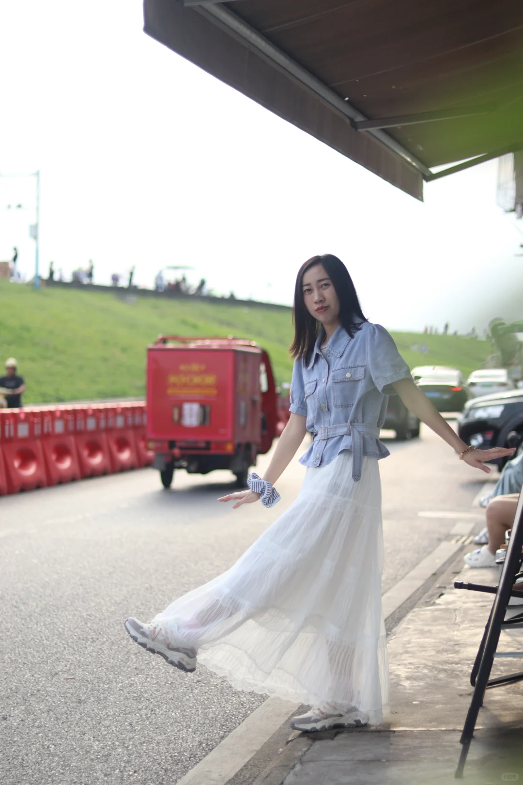 有人会喜欢这种朴实无华的女孩吗