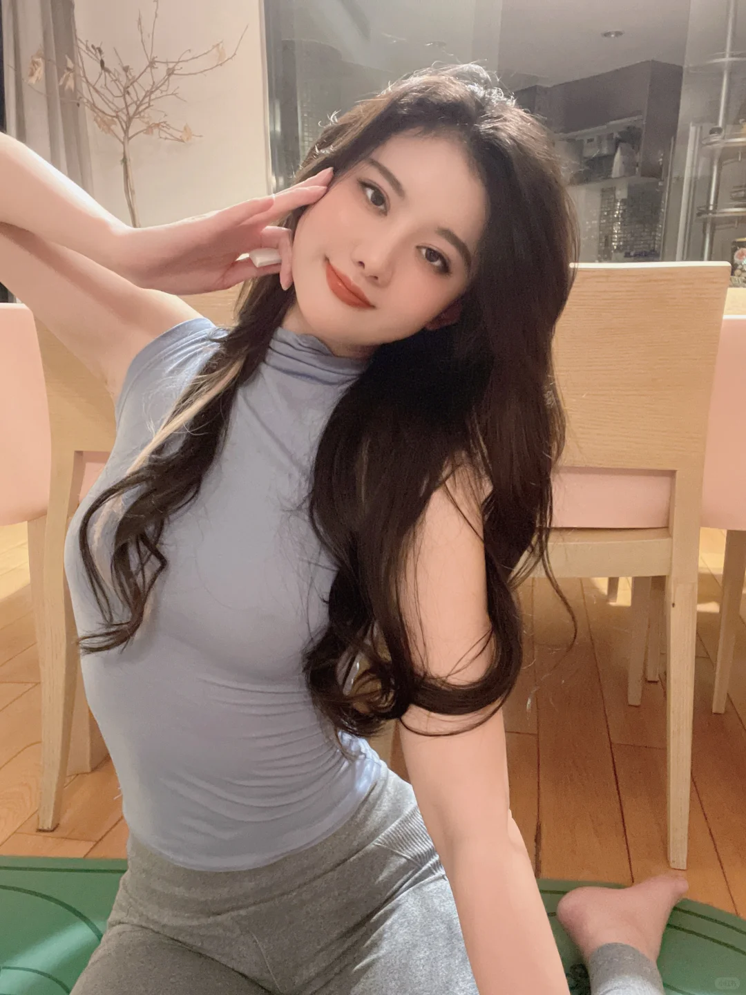 就是阿朱啊 | 休闲紧身裤美腿写真