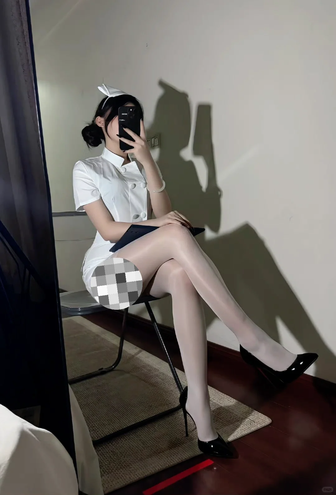 穿上护士服的我谁认识？知道你爱看