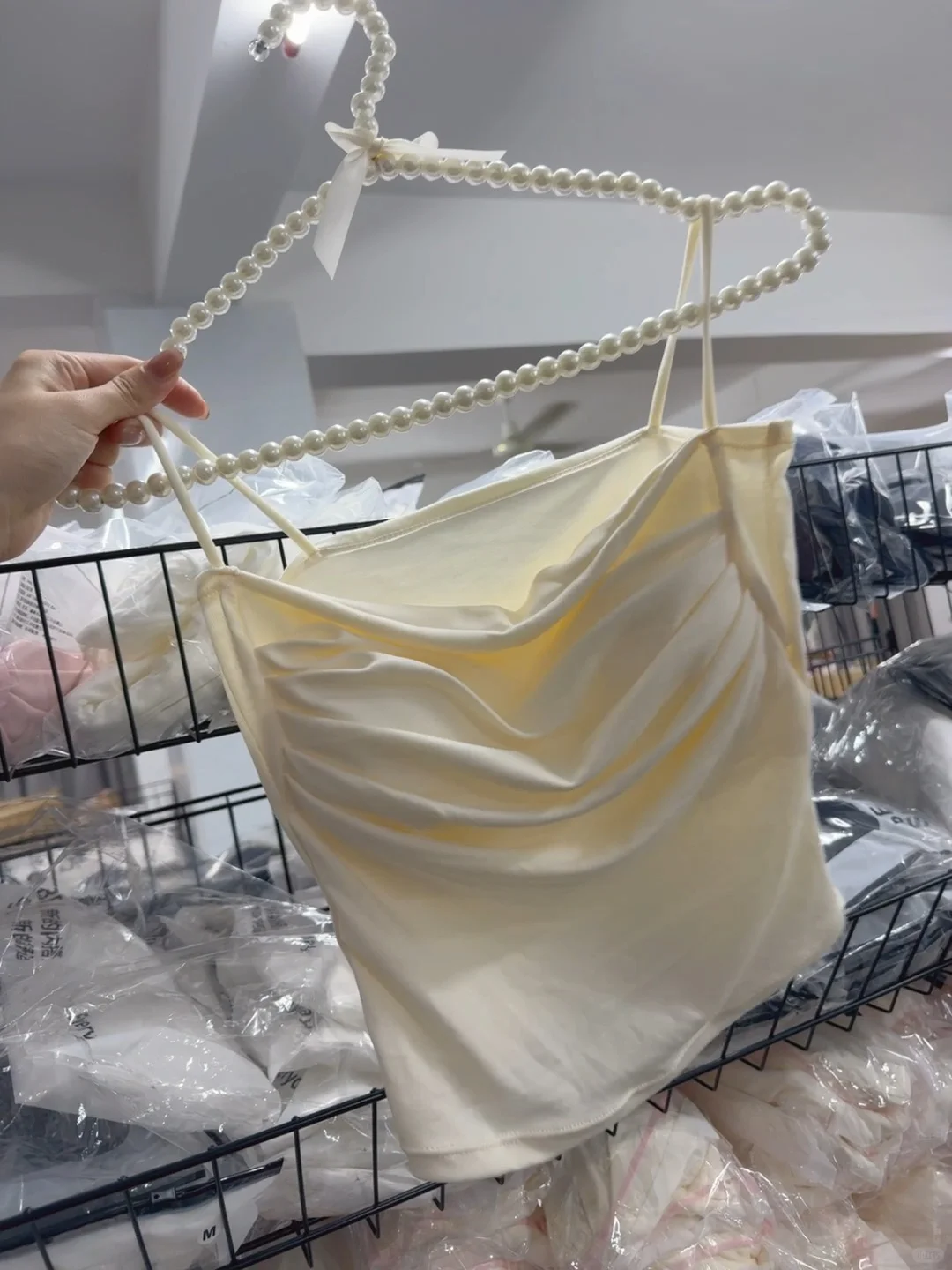 差评拦截成功！！！确实不透胸垫而且遮副乳🤓