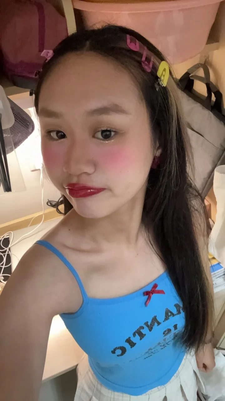 谁懂啊！我好会拍照吃饭！！
