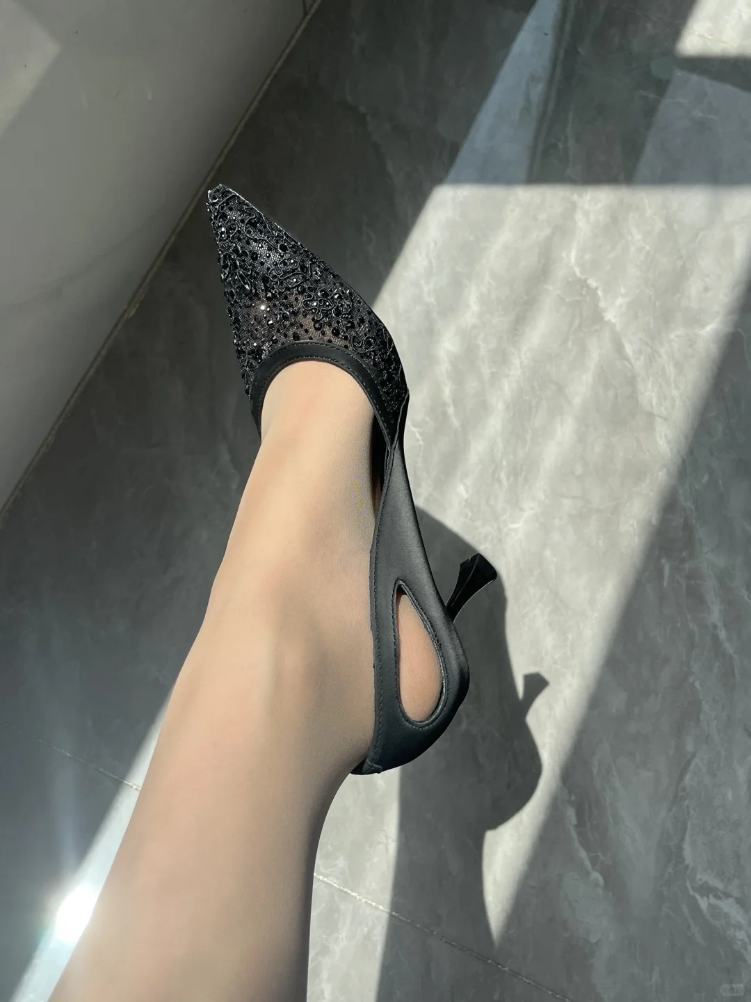 好性感的高跟鞋、好有女人味呀！