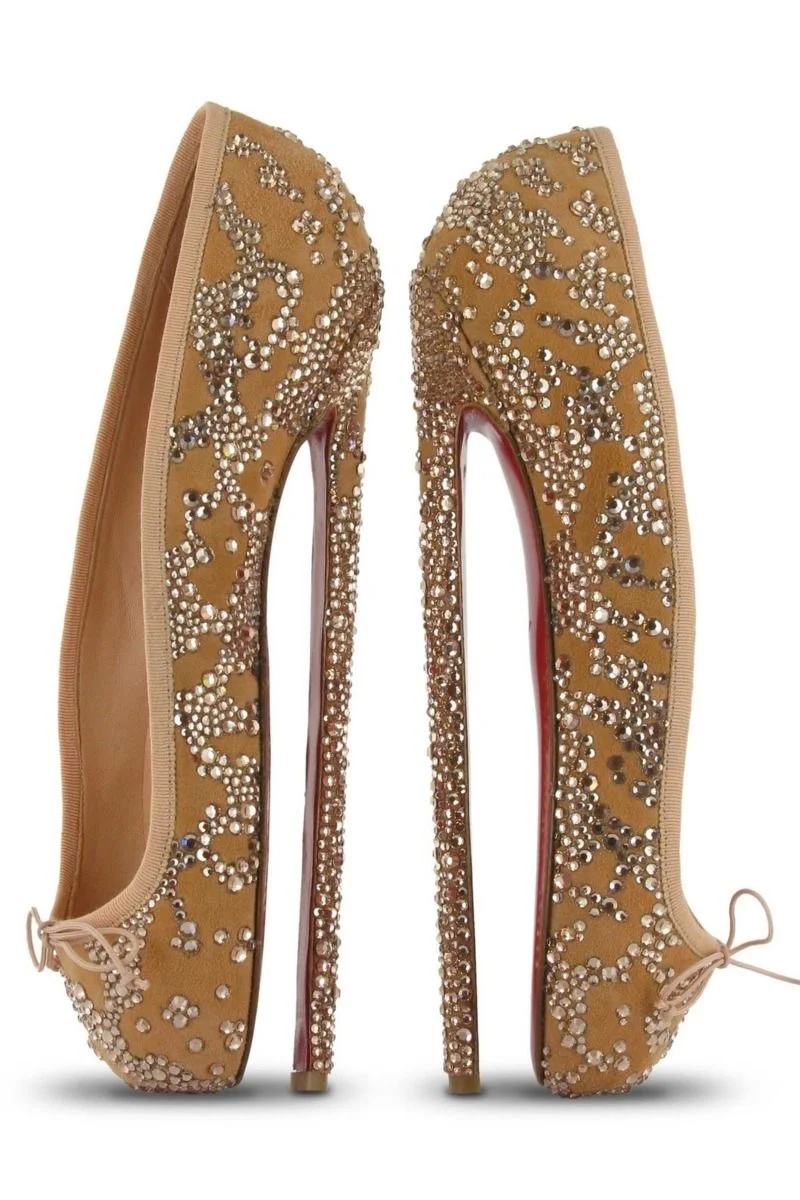 20厘米高跟芭蕾鞋：Christian Louboutin