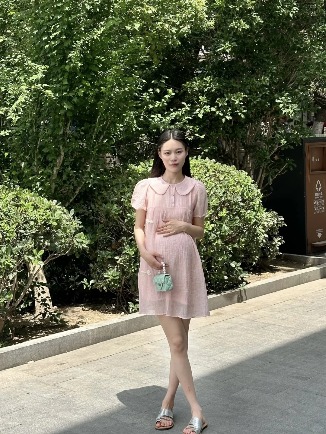 怀孕也可以穿衣自由 这粉色太显白啦～