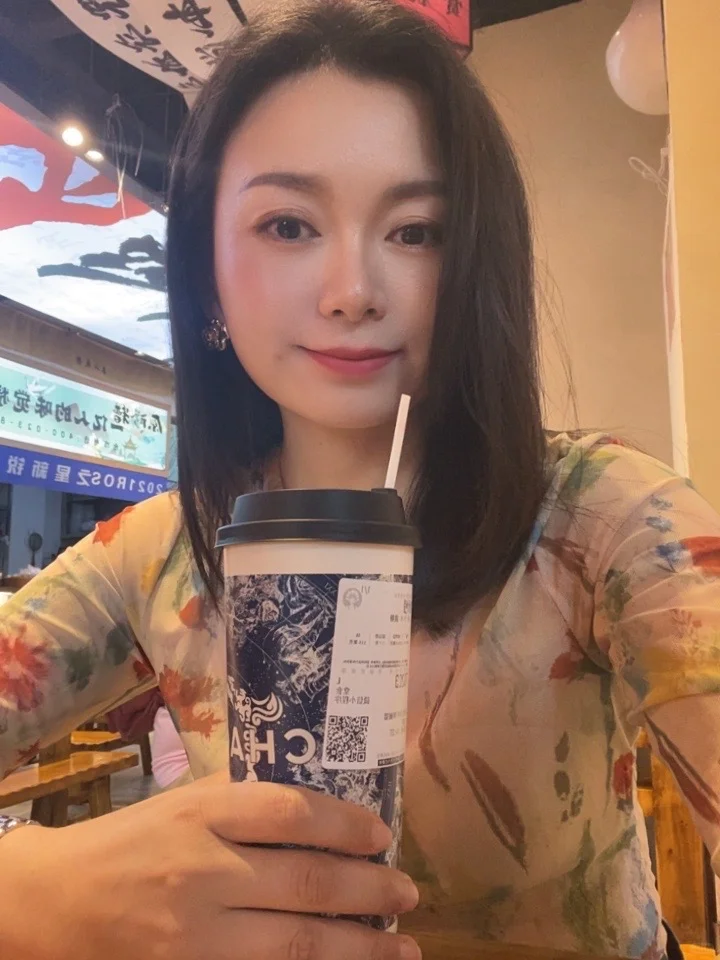 四十如花，中年少女正芳华