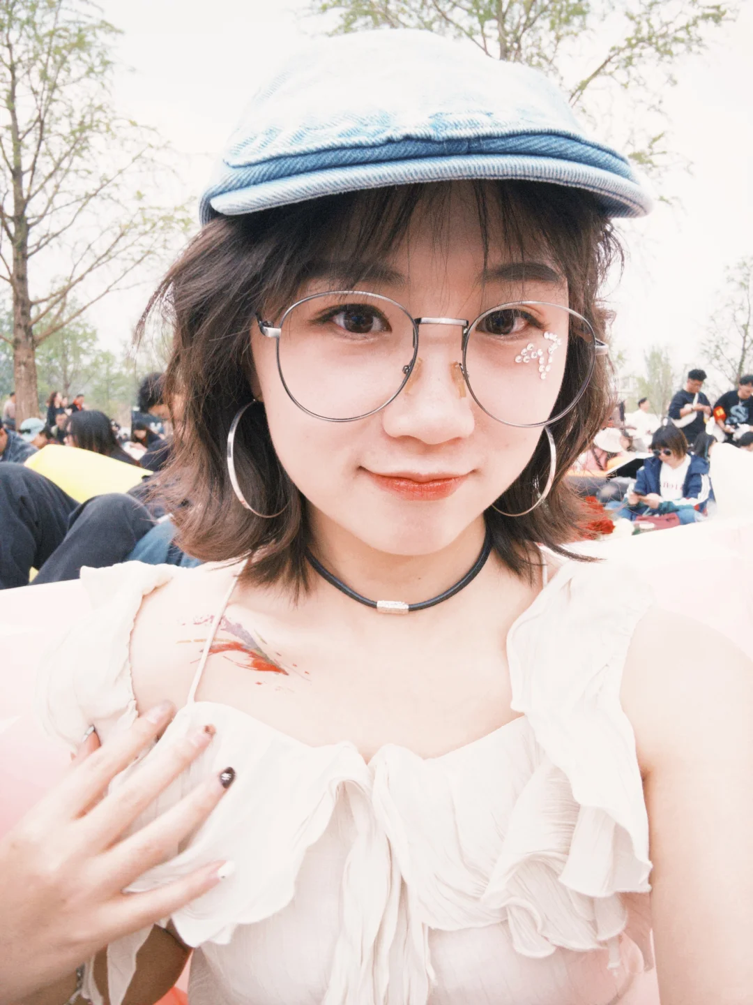 “她是面临尴尬的轻熟女 今年27”