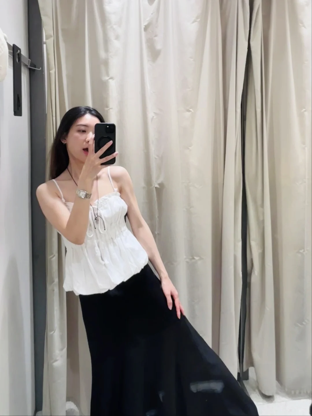 ZARA这个绿给人一种很降燥的感觉