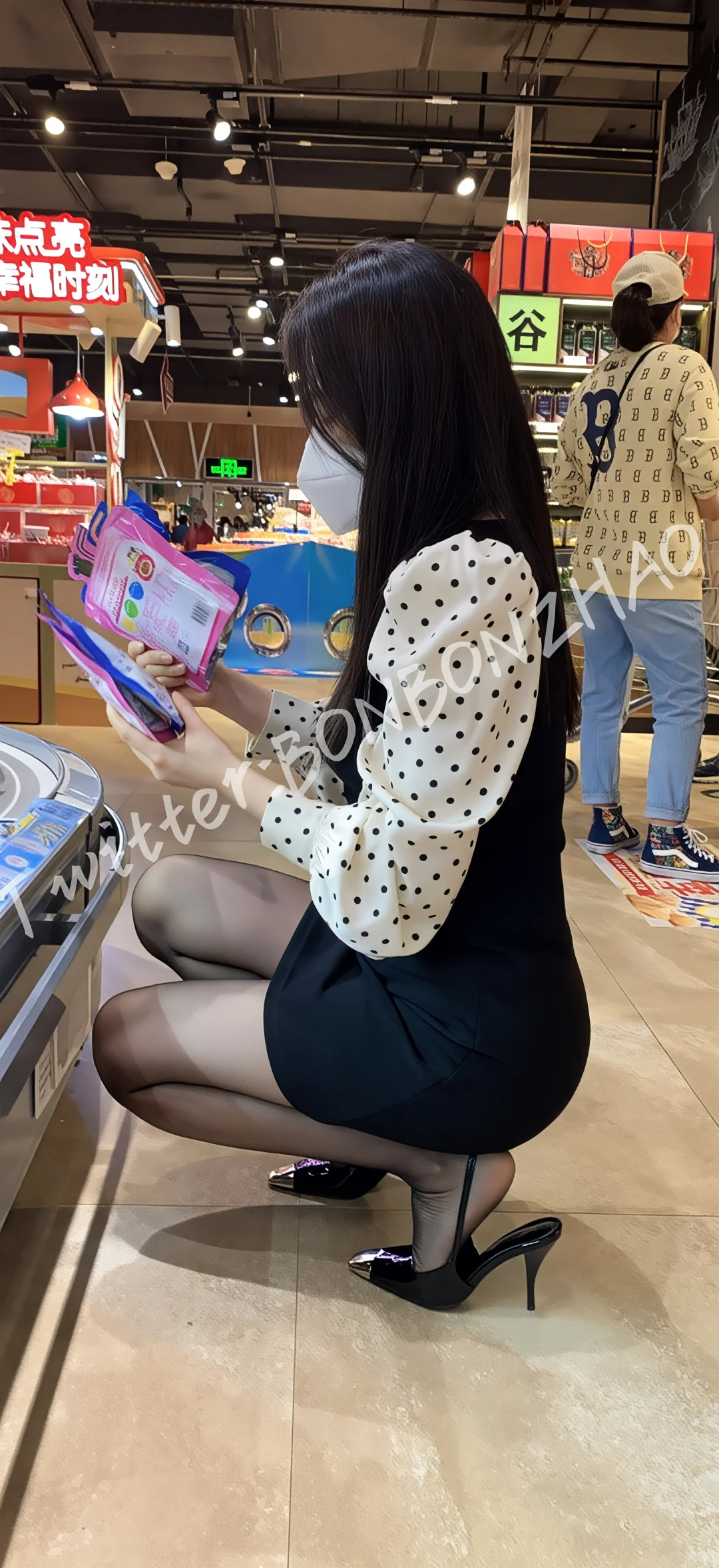 黑丝高跟，日常里的性感小心机
