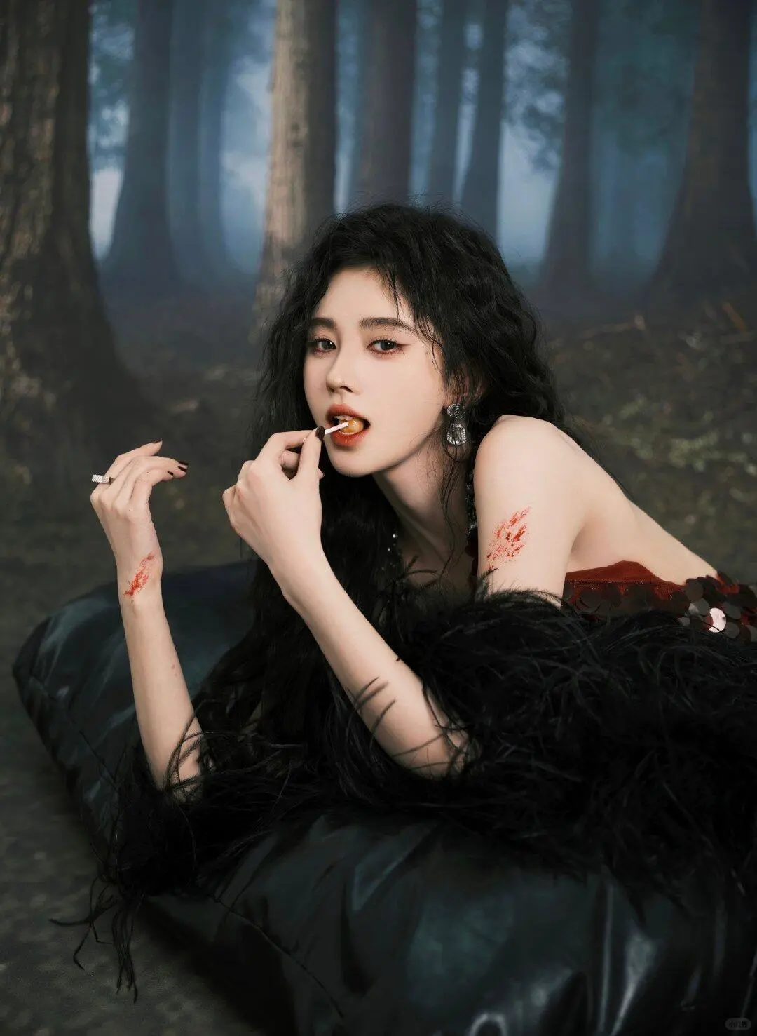 盛世美颜鞠婧祎，由青涩少女蜕变成时尚女王