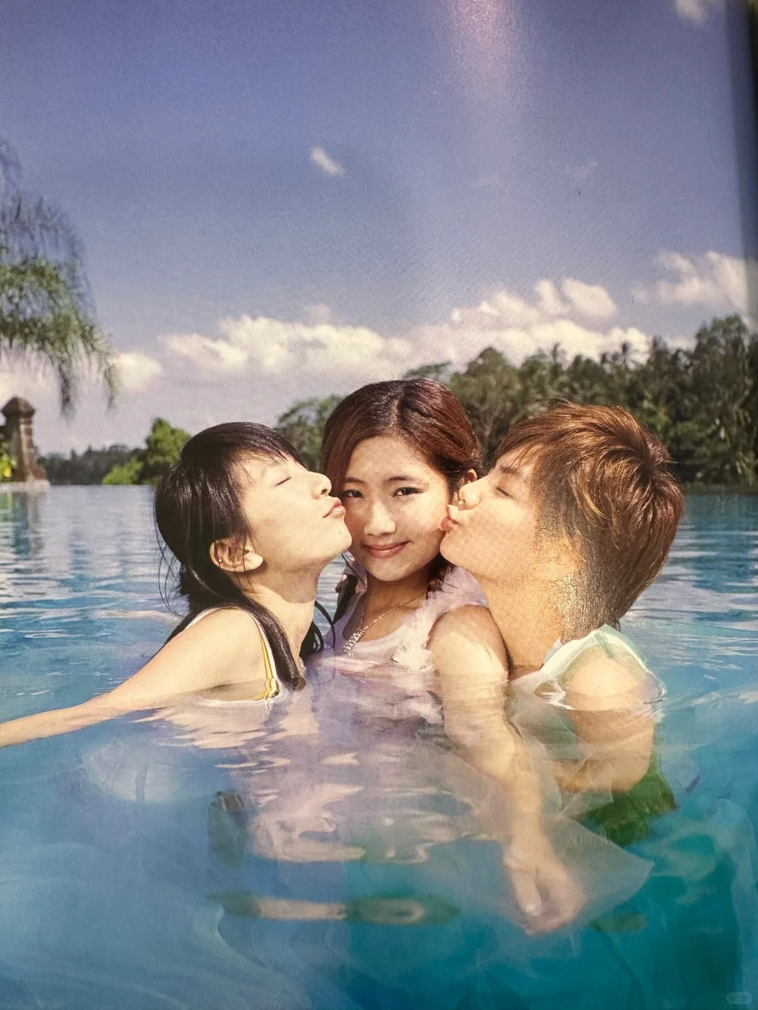 S.H.E | 20年前纯元偶像的巴厘岛二手写真