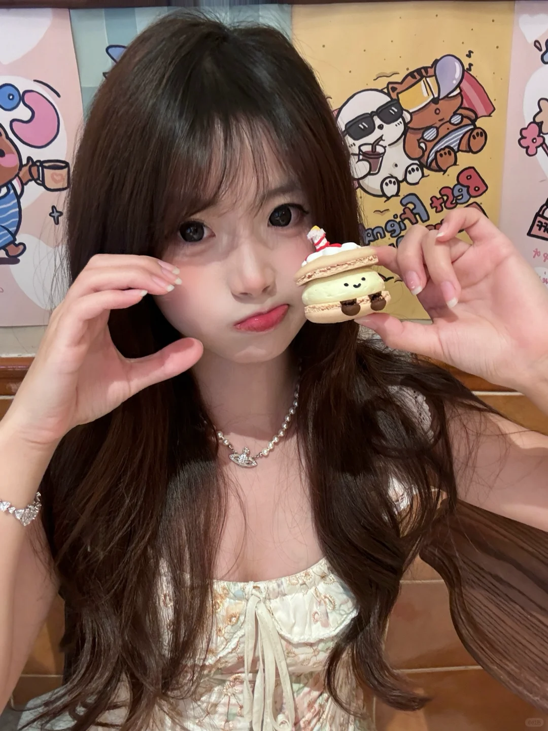 存一些甜妹拍照姿势🧁！