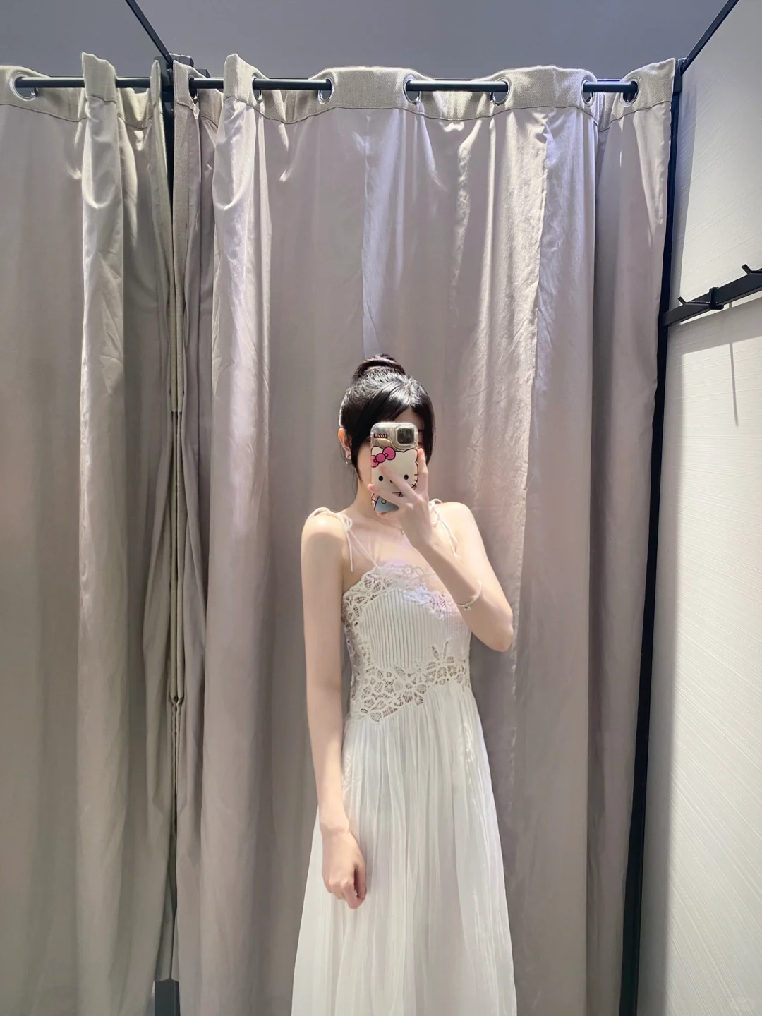 zara白色蕾丝连衣裙 🦢✨