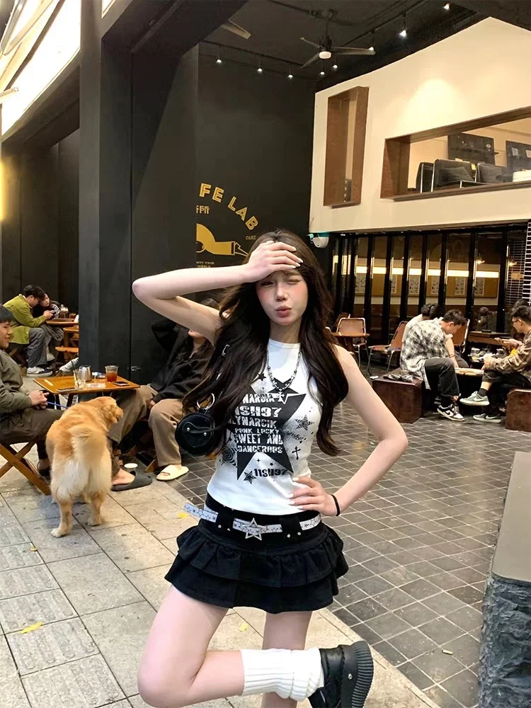 美式辣妹吊带背心女夏季轻松驾驭辣妹穿搭