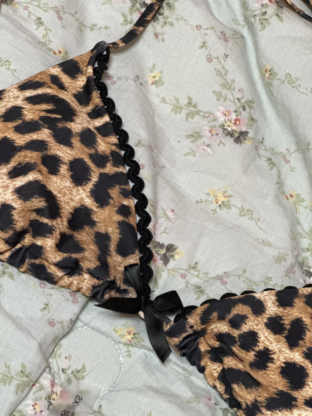 SHEIN 黑色蕾絲豹紋比基尼👙