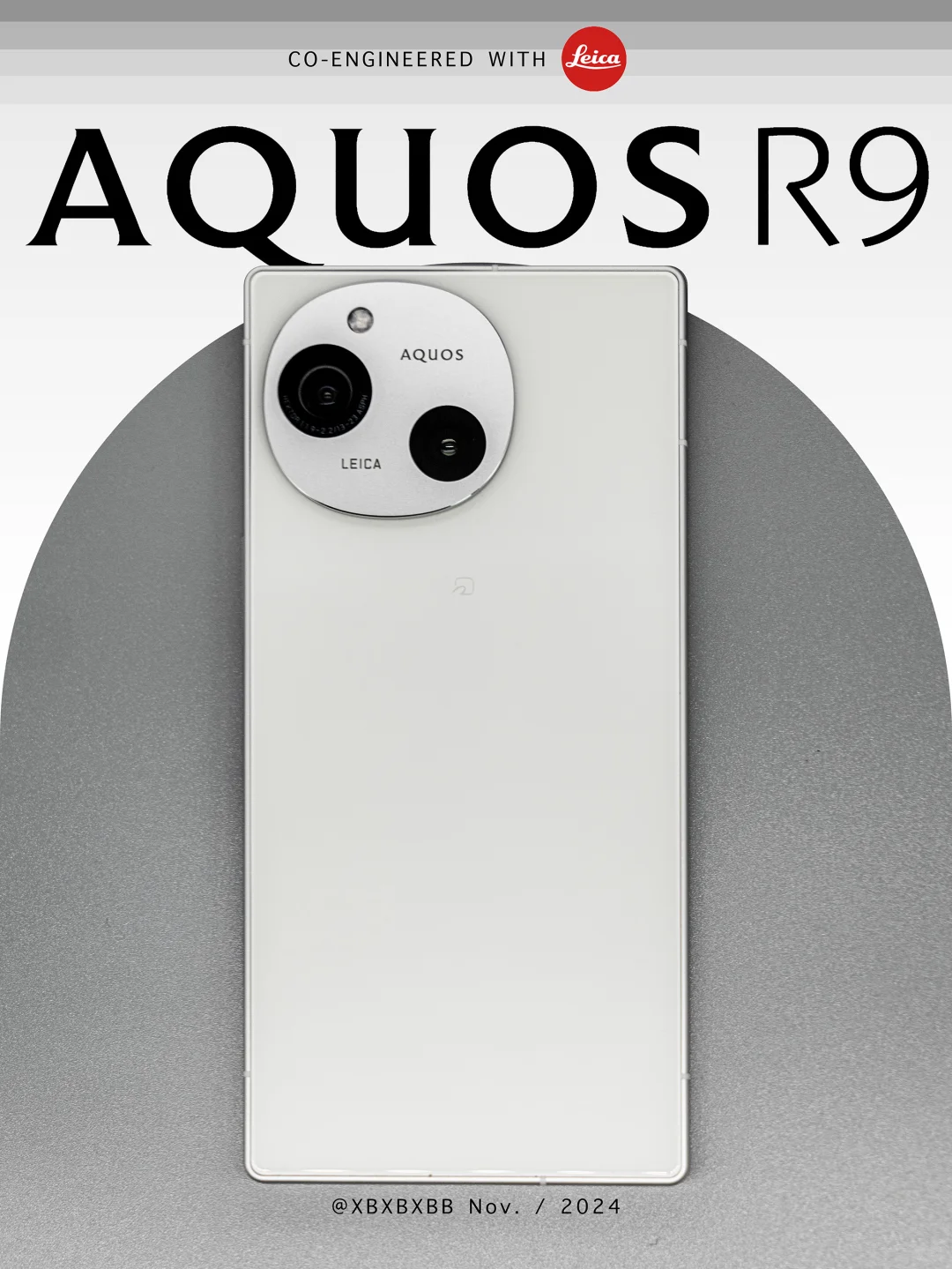 AQUOS R9 by SHARP