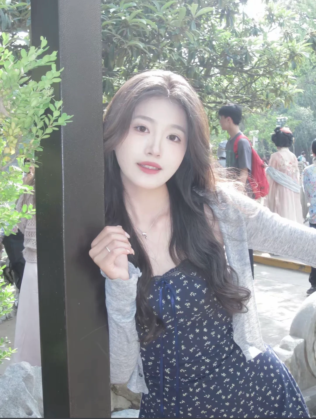 女大在校 可互动可圈果 听指挥 寻摄影师