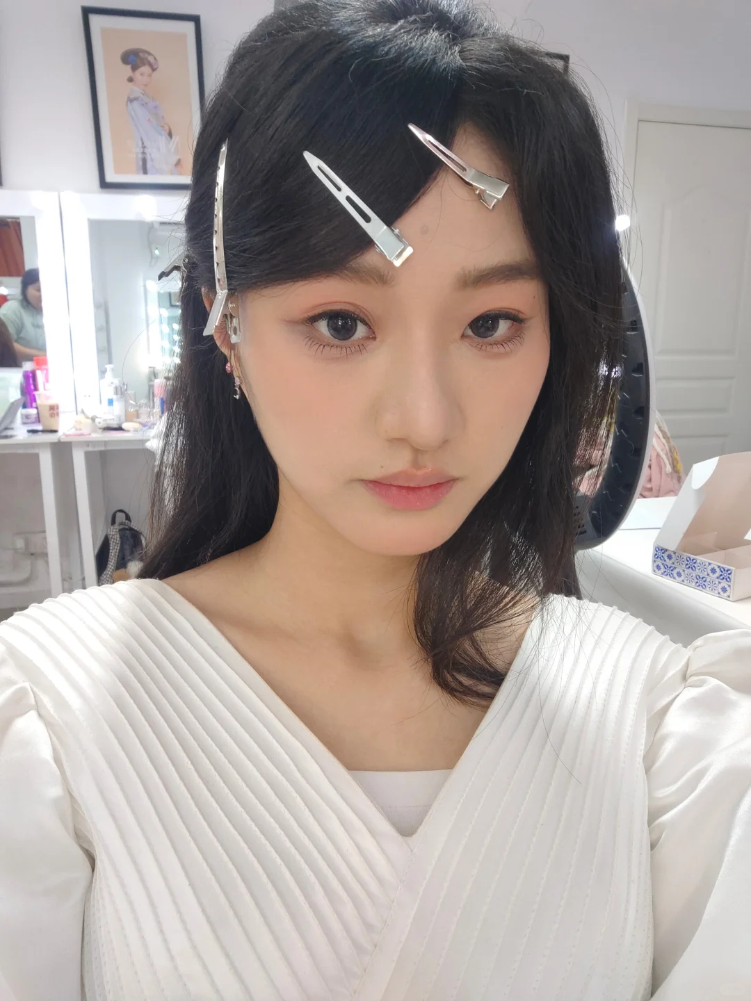 04女大学生互勉妆面模特的一天~