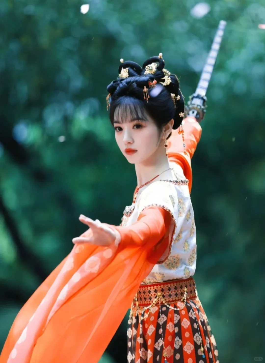子夜归丨田曦薇武祯神图