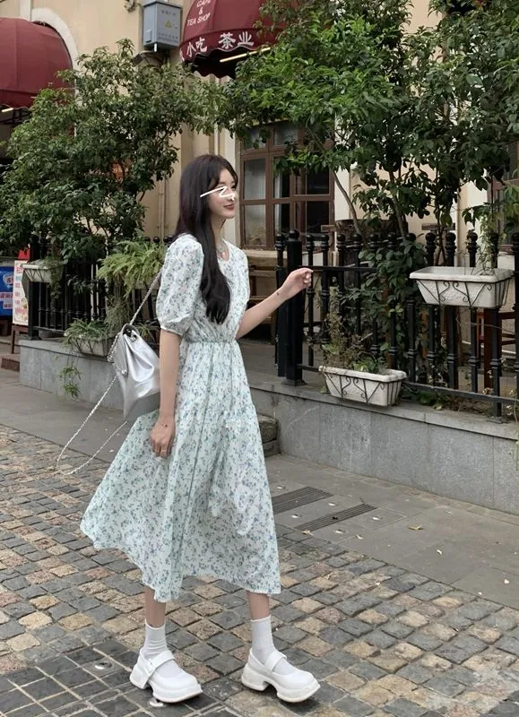 白月光碎花裙～复古又时髦