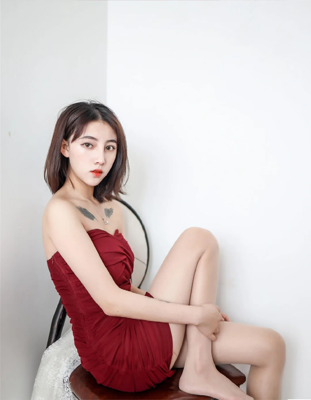 💃红色连衣裙写真｜教你拍出高级感