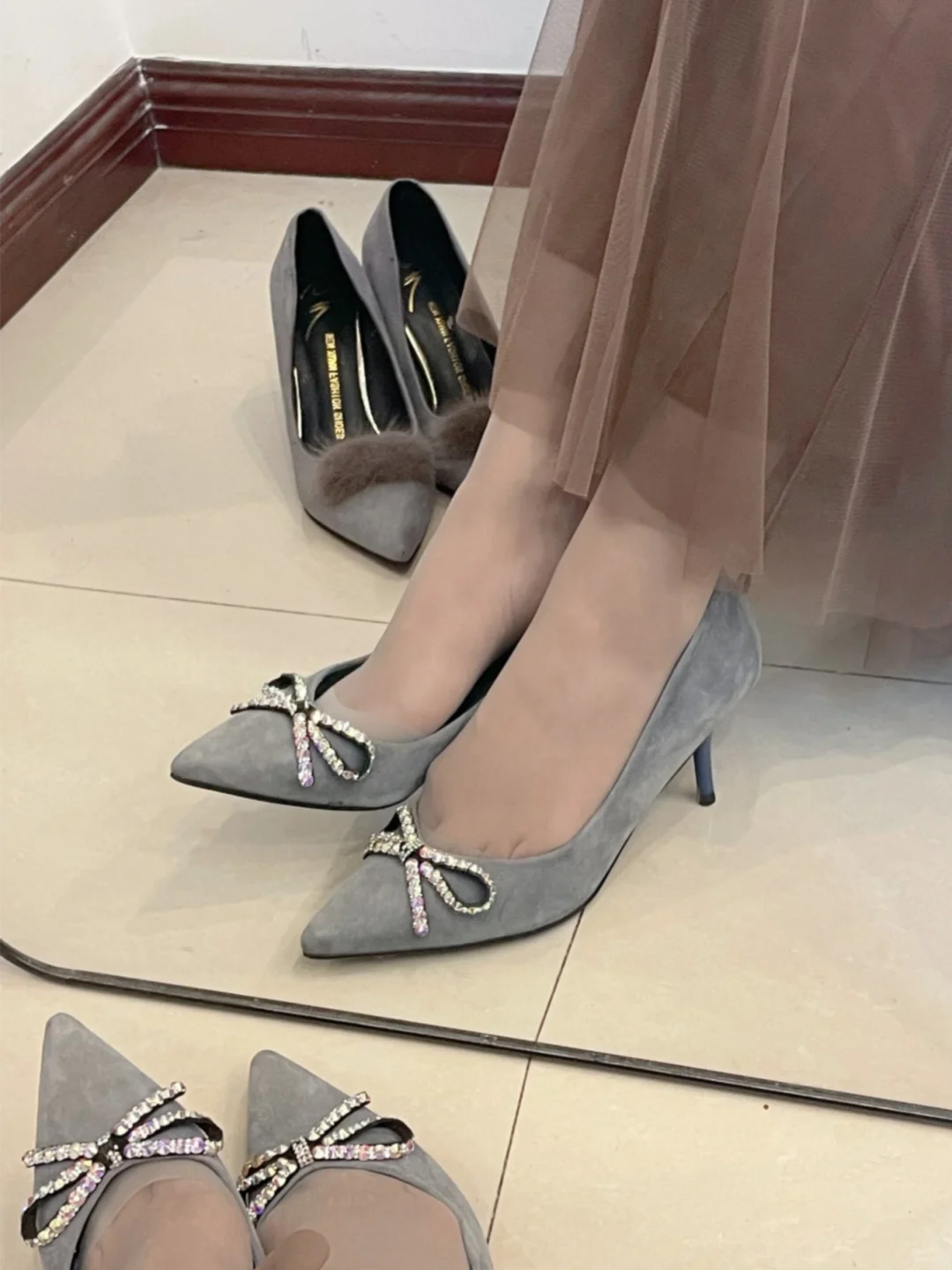 懂男人也懂女人穿着好舒服，微微漏指缝