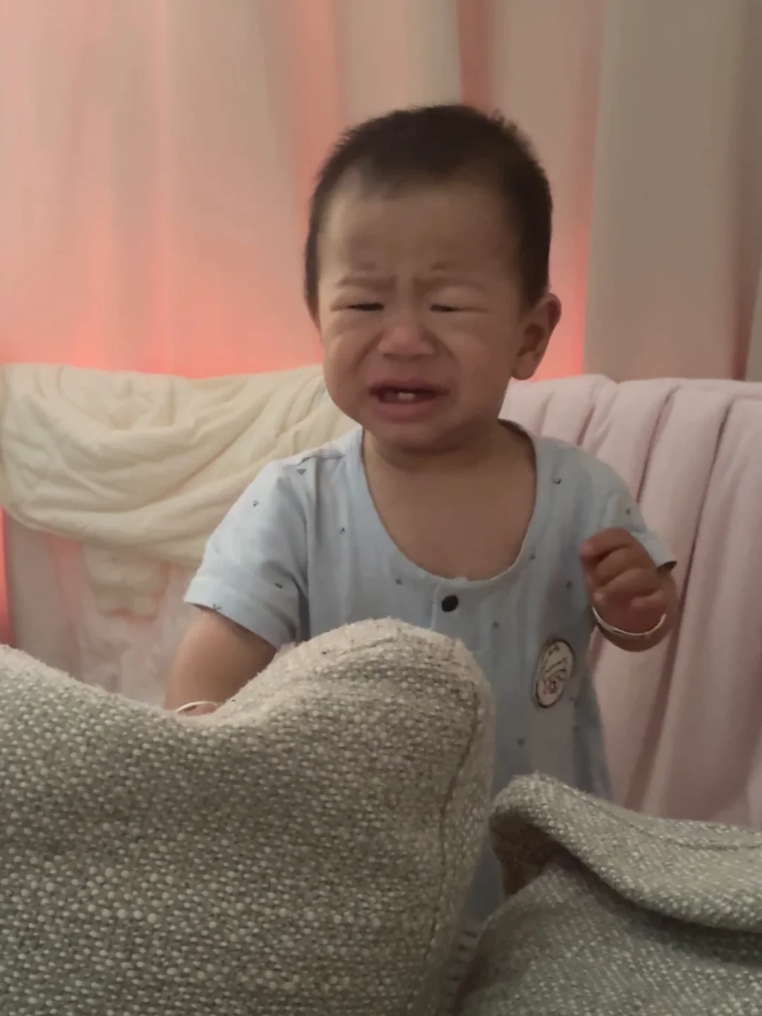 刚睡醒的这张脸真的好丑