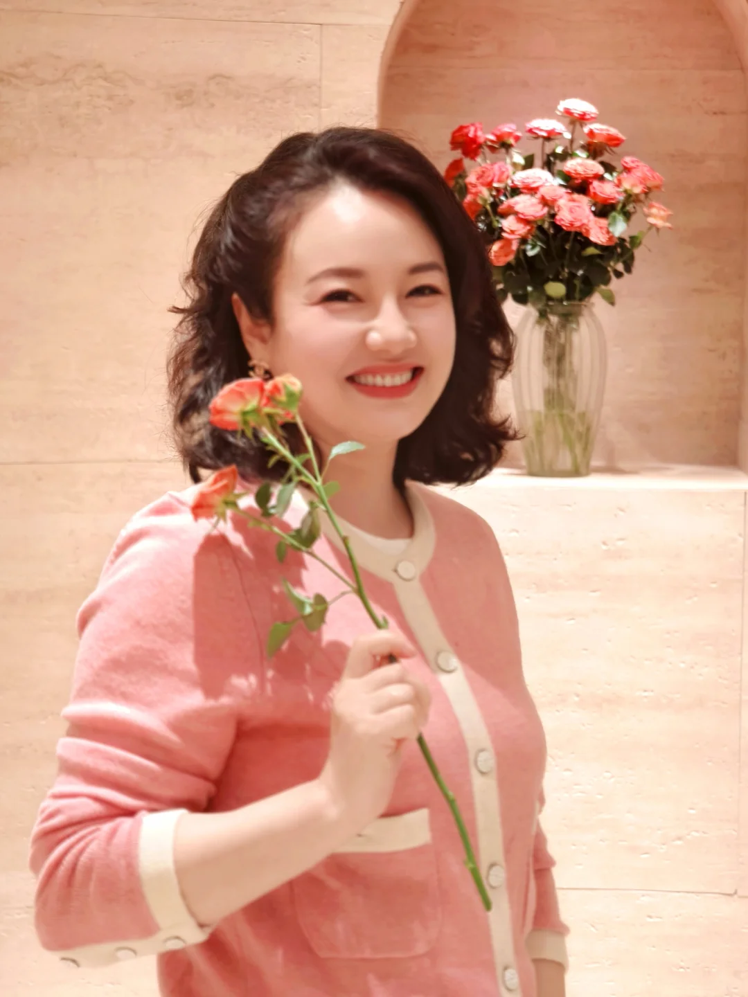 人到中年优雅的女人，才是最美丽🌹