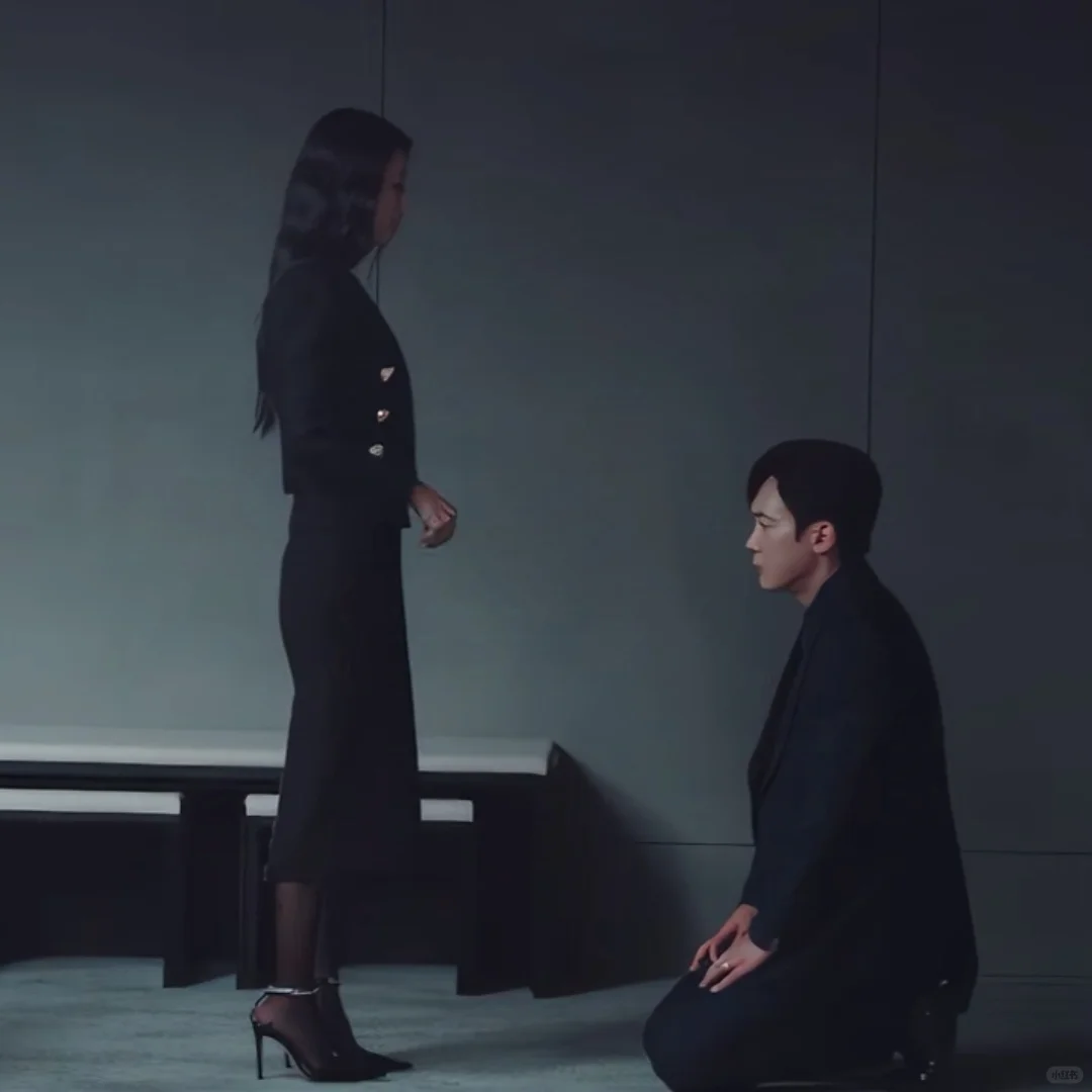🔥【为何他总幻想被女神“虐”？揭秘…
